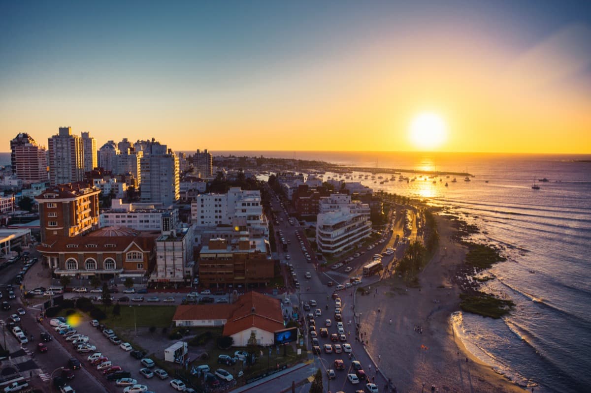Invertir en bienes raices en Uruguay: La Suiza de Sudamerica