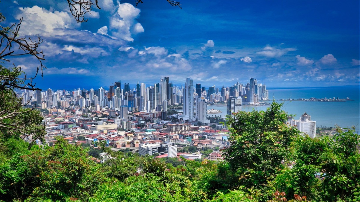 Como comprar terreno en Panama: Guia completa para inversionistas